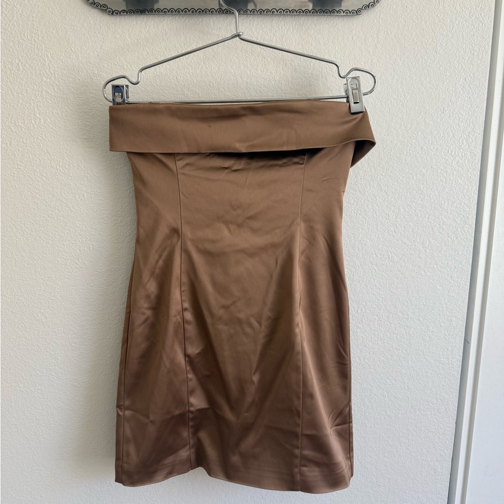 Aritzia Strapless Satin Dress in Gold - Picture 8 of 8